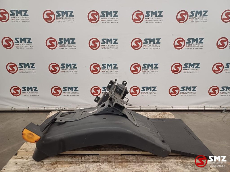 Volvo Occ spatbord cabine achter L/R + spatbordsteun Vol - Кузов и экстерьер для Грузовиков: фото 1 Volvo Occ spatbord cabine achter L/R + spatbordsteun Vol - Кузов и экстерьер для Грузовиков: фото 1