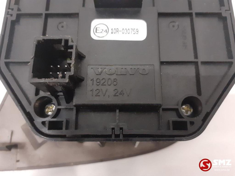 Volvo Occ verlichtingsregeleenheid Volvo - Электрическая система для Грузовиков: фото 3 Volvo Occ verlichtingsregeleenheid Volvo - Электрическая система для Грузовиков: фото 3