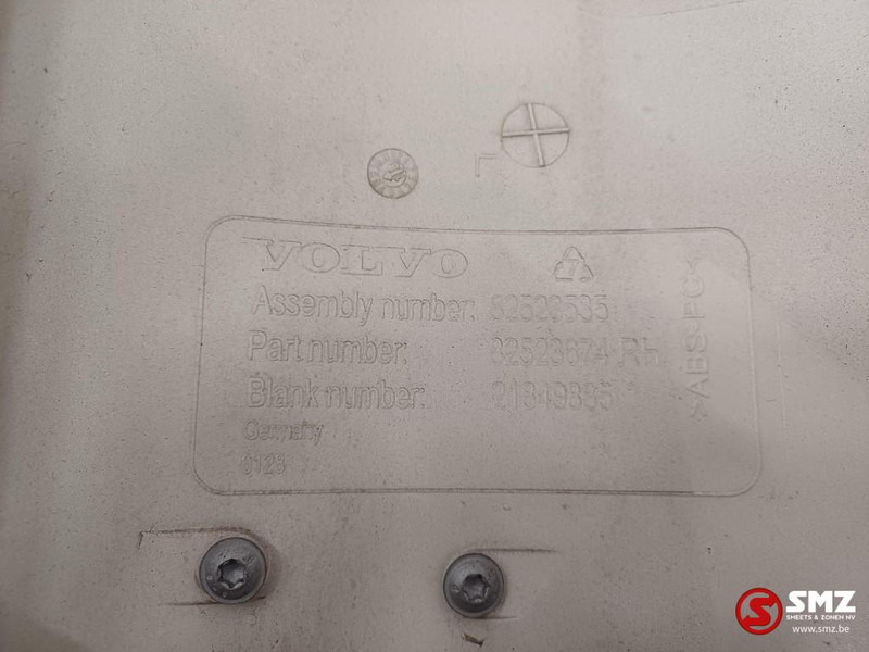 Volvo Occ windgeleider rechts Volvo - Кабина и интерьер для Грузовиков: фото 5 Volvo Occ windgeleider rechts Volvo - Кабина и интерьер для Грузовиков: фото 5