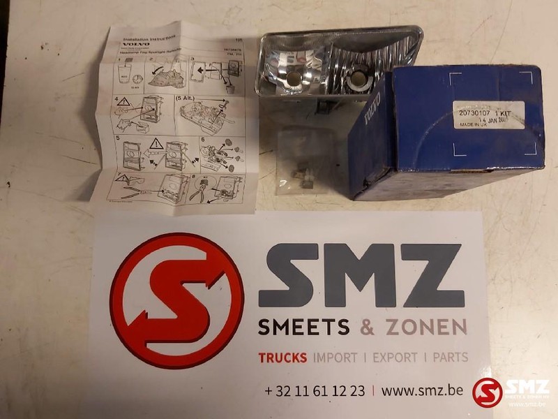 Volvo Volvo mistlicht reflector koplamp links - Передняя фара для Грузовиков: фото 1 Volvo Volvo mistlicht reflector koplamp links - Передняя фара для Грузовиков: фото 1