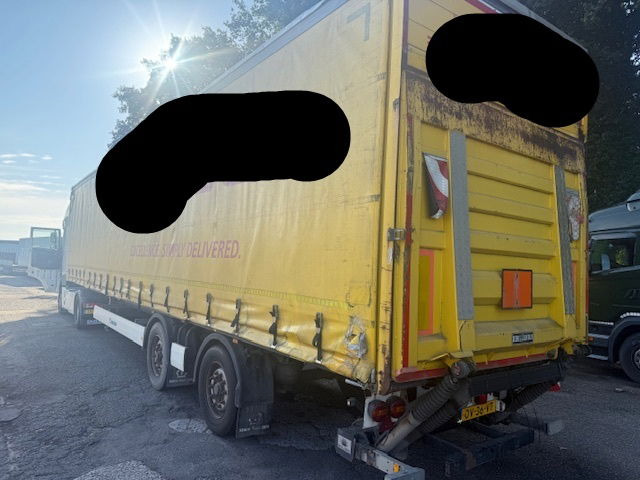 Krone Stuuras liftas laadklep - Тентованный полуприцеп: фото 2 Krone Stuuras liftas laadklep - Тентованный полуприцеп: фото 2