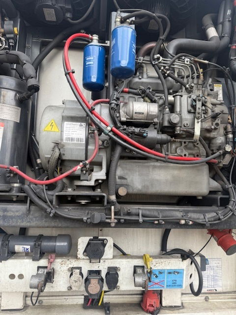 Полуприцеп-рефрижератор Schmitz Cargobull Vector 1550 liftas: фото 10