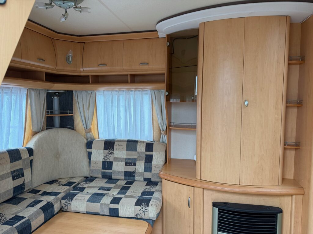 Hobby De Luxe 540 UL 2007 - Прицеп дача: фото 5 Hobby De Luxe 540 UL 2007 - Прицеп дача: фото 5