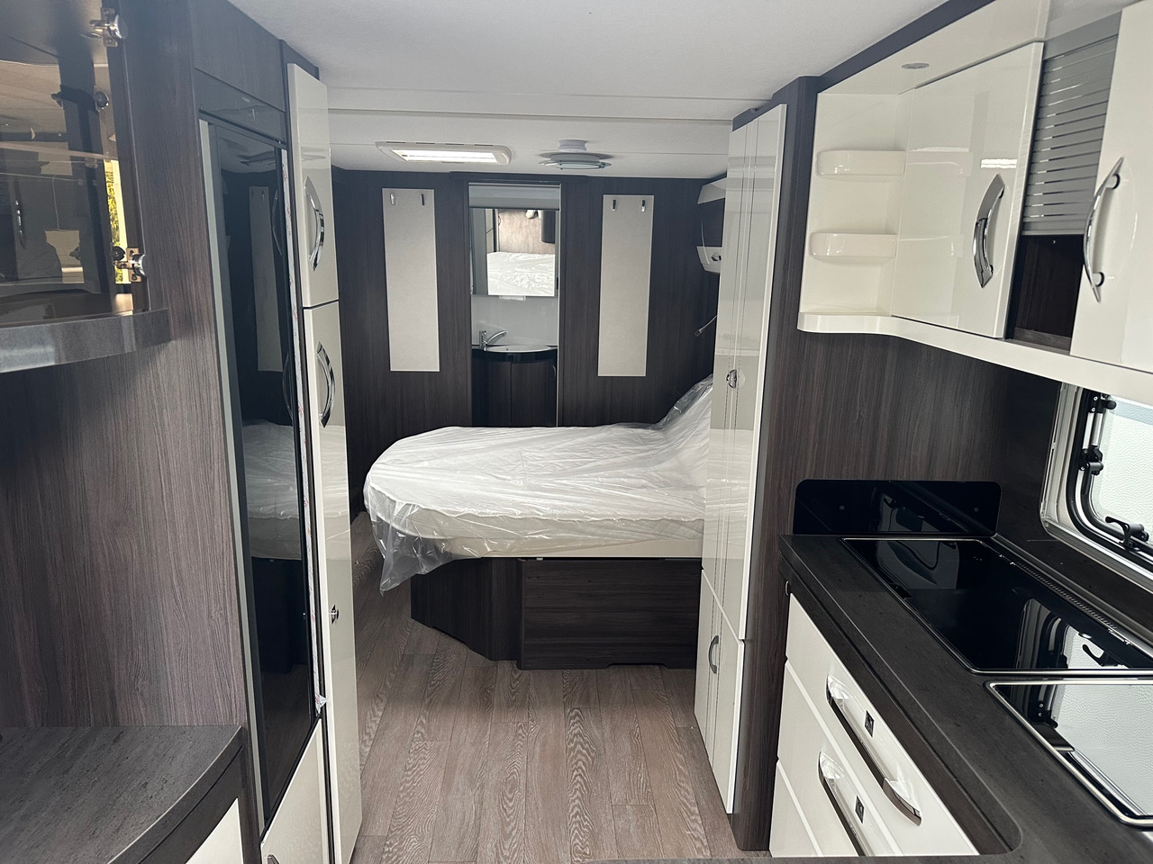 Новый Прицеп дача PRESTIGE 720 WQC 2024: фото 8
