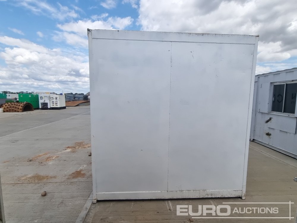 10' x 8' Container & Contents (Cannot Be Reconsigned) - Морской контейнер: фото 4 10' x 8' Container & Contents (Cannot Be Reconsigned) - Морской контейнер: фото 4