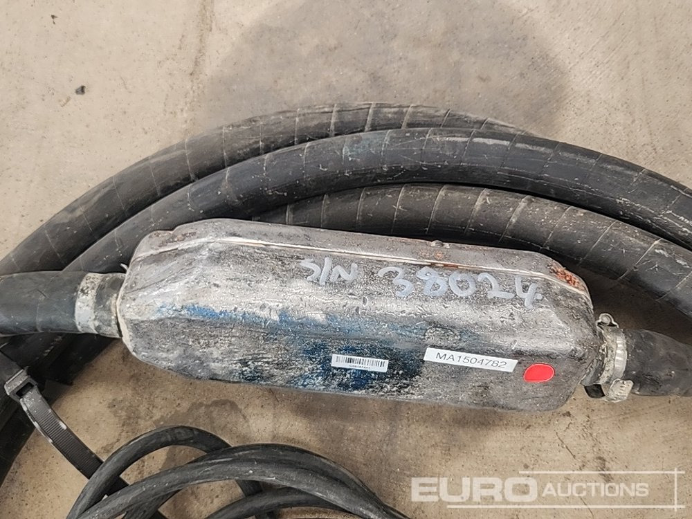 Асфальтоукладочная техника 110 Volt Concrete Poker: фото 6 Асфальтоукладочная техника 110 Volt Concrete Poker: фото 6