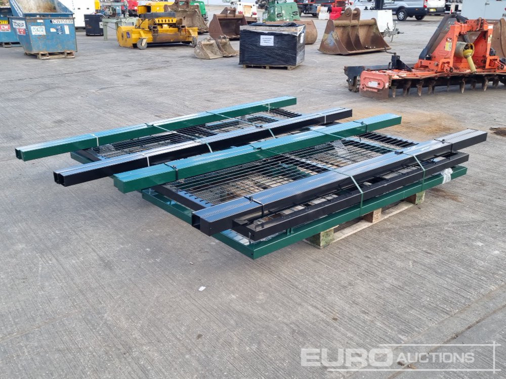 2.4mx1.2m Security Gates (4 of) (Green & Black) - Строительное оборудование: фото 1 2.4mx1.2m Security Gates (4 of) (Green & Black) - Строительное оборудование: фото 1