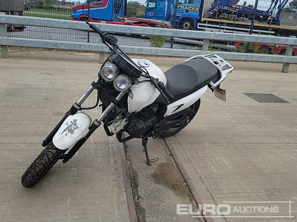 2004 Honda XL125 - Мотоцикл: фото 1 2004 Honda XL125 - Мотоцикл: фото 1