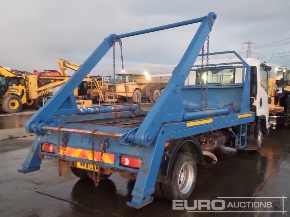 2011 Isuzu F110.210 - Портальный бункеровоз: фото 5 2011 Isuzu F110.210 - Портальный бункеровоз: фото 5