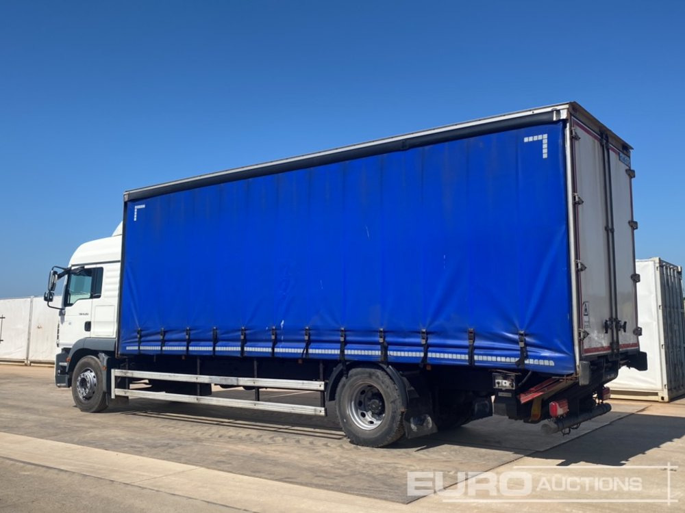 2012 MAN TGM 18.250 - Тентованный грузовик: фото 3 2012 MAN TGM 18.250 - Тентованный грузовик: фото 3