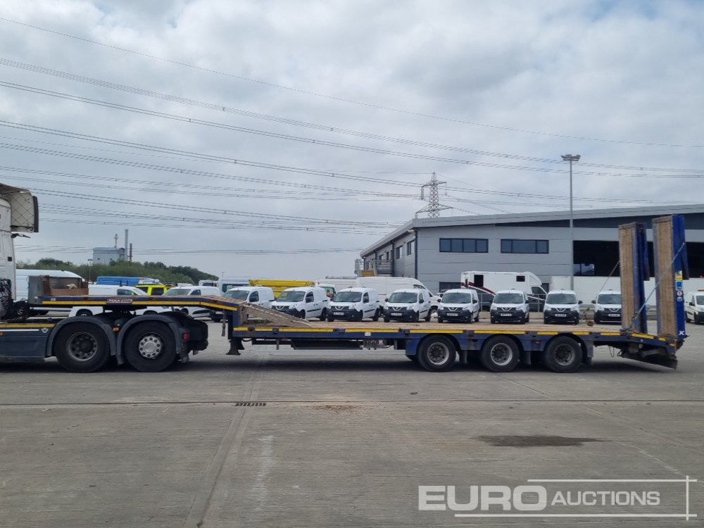 2014 Faymonville Tri Axle Step Frame Low Load Trailer, Neck Ramps, Hydraulic Flip Toe Ramps (Plating Certificate Available) - Низкорамный полуприцеп: фото 2 2014 Faymonville Tri Axle Step Frame Low Load Trailer, Neck Ramps, Hydraulic Flip Toe Ramps (Plating Certificate Available) - Низкорамный полуприцеп: фото 2