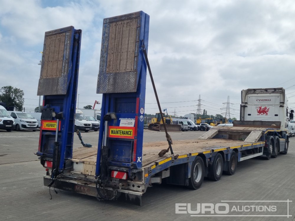 2014 Faymonville Tri Axle Step Frame Low Load Trailer, Neck Ramps, Hydraulic Flip Toe Ramps (Plating Certificate Available) - Низкорамный полуприцеп: фото 5 2014 Faymonville Tri Axle Step Frame Low Load Trailer, Neck Ramps, Hydraulic Flip Toe Ramps (Plating Certificate Available) - Низкорамный полуприцеп: фото 5