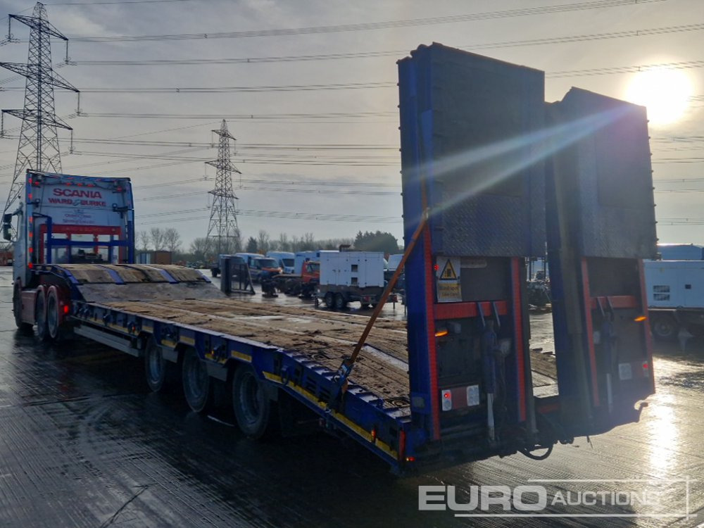 2016 Montracon Tri Axle Step Frame Low Loader Trailer, Out Riggers, Hydraulic Fliptoe Ramps - Низкорамный полуприцеп: фото 3 2016 Montracon Tri Axle Step Frame Low Loader Trailer, Out Riggers, Hydraulic Fliptoe Ramps - Низкорамный полуприцеп: фото 3