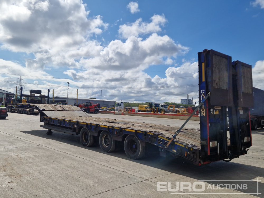 2016 Montracon Tri Axle Step Frame Low Loader Trailer, Winch, Neck Ramps, Out Riggers, Hydraulic Flip Toe Ramps - Низкорамный полуприцеп: фото 3 2016 Montracon Tri Axle Step Frame Low Loader Trailer, Winch, Neck Ramps, Out Riggers, Hydraulic Flip Toe Ramps - Низкорамный полуприцеп: фото 3