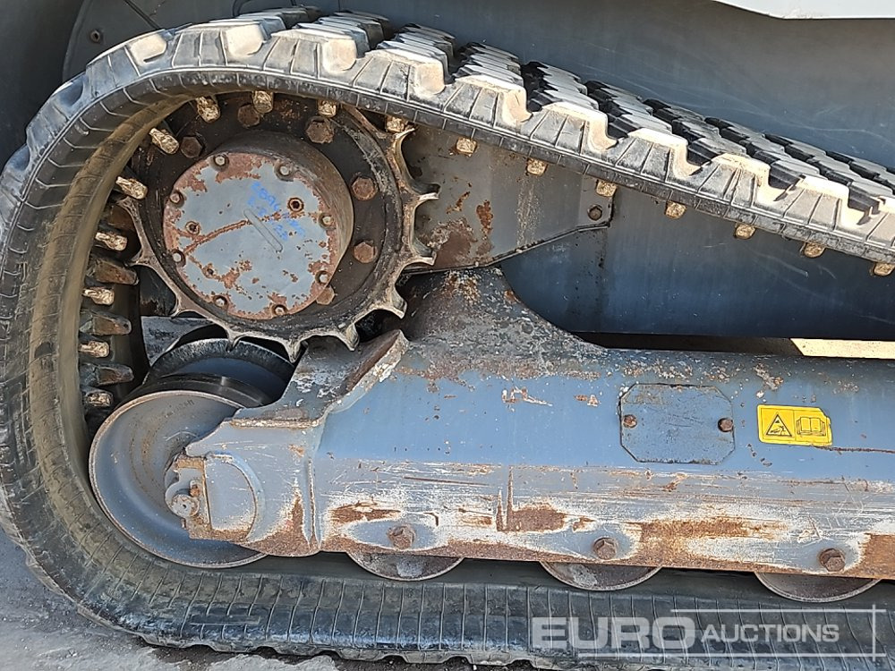 Мини-погрузчик с бортовым поворотом 2016 Takeuchi TL10V2: фото 35