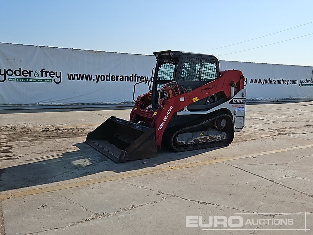 Мини-погрузчик с бортовым поворотом 2016 Takeuchi TL10V2: фото 8