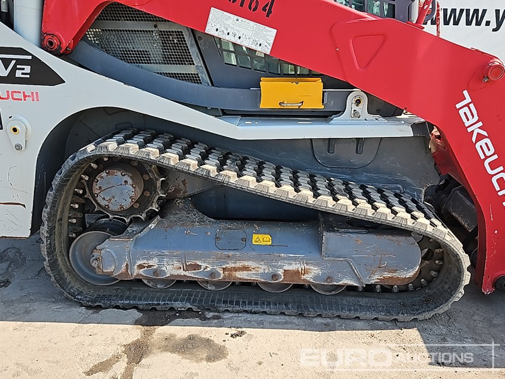 Мини-погрузчик с бортовым поворотом 2016 Takeuchi TL10V2: фото 32