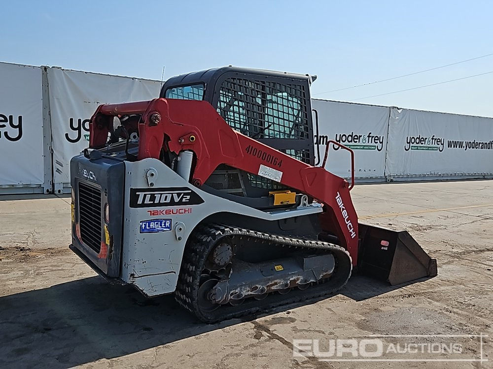 Мини-погрузчик с бортовым поворотом 2016 Takeuchi TL10V2: фото 18