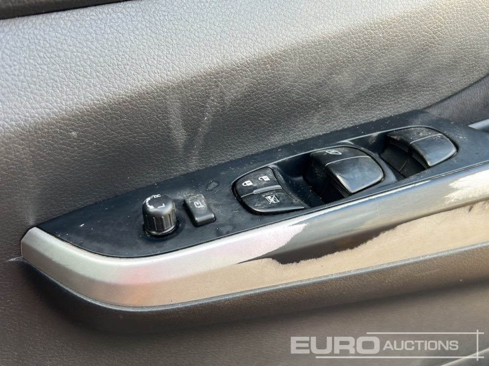 Пикап 2018 Nissan Navara: фото 27