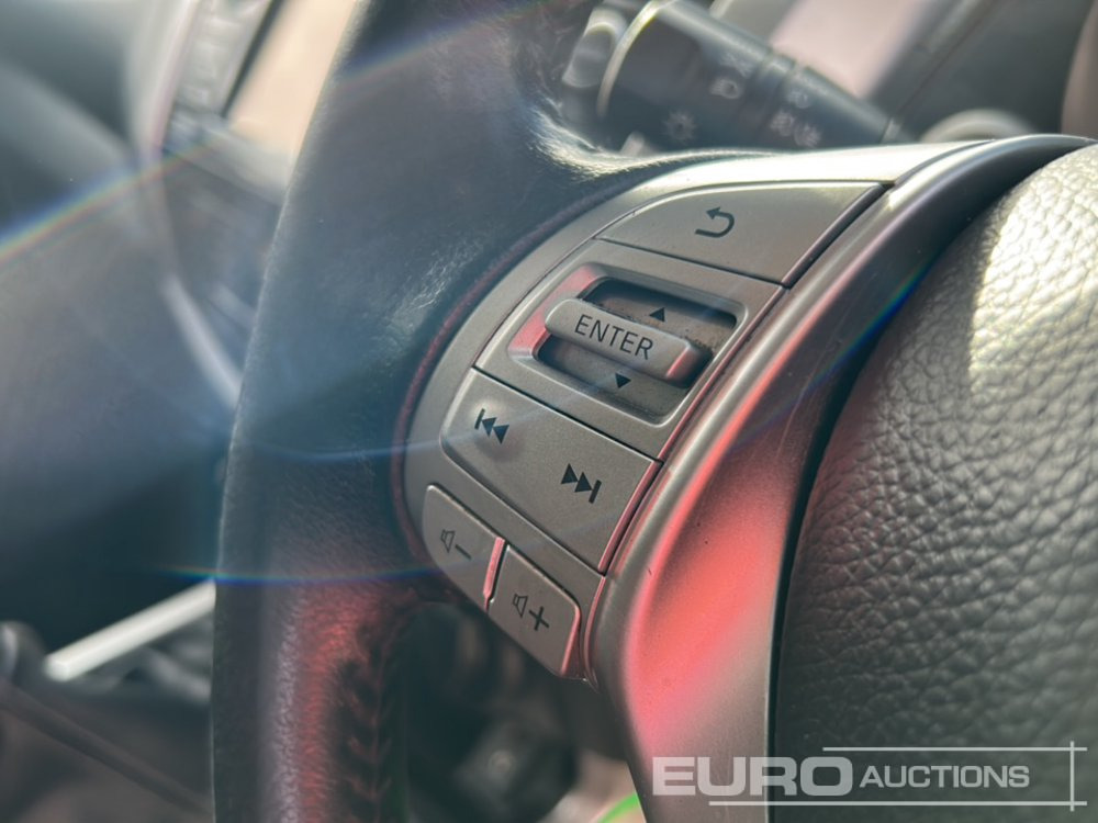 Пикап 2018 Nissan Navara: фото 18