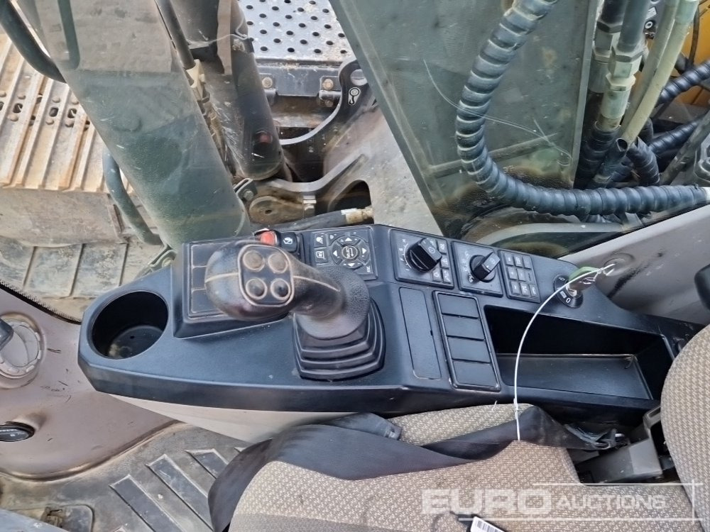 Гусеничный экскаватор 2018 Volvo EC140EL: фото 40