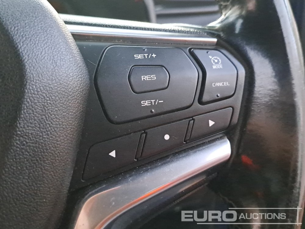 Пикап 2021 Isuzu D-Max: фото 29