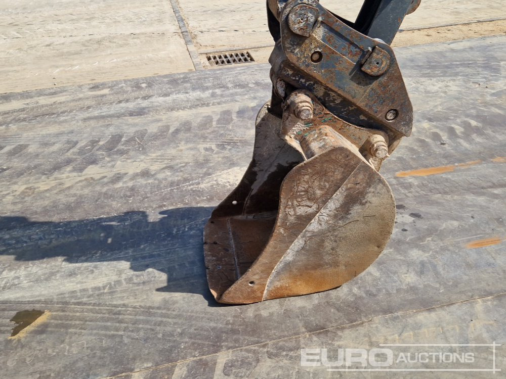 Мини-экскаватор 2021 Volvo ECR88D: фото 34