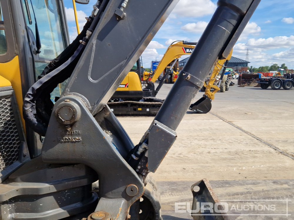 Мини-экскаватор 2021 Volvo ECR88D: фото 28
