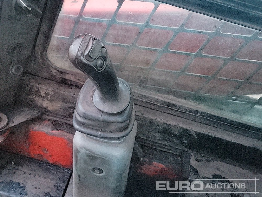 Мини-погрузчик с бортовым поворотом 2023 Manitou 1350R: фото 29 Мини-погрузчик с бортовым поворотом 2023 Manitou 1350R: фото 29