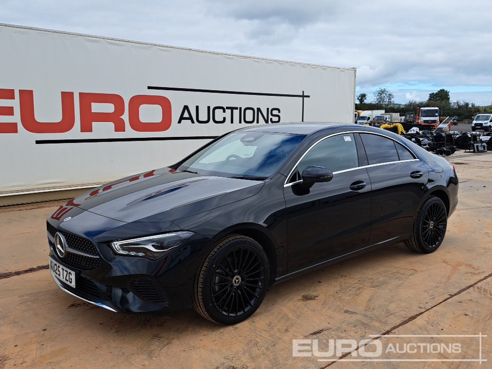 2025 Mercedes CLA 200 - Легковой автомобиль: фото 1 2025 Mercedes CLA 200 - Легковой автомобиль: фото 1