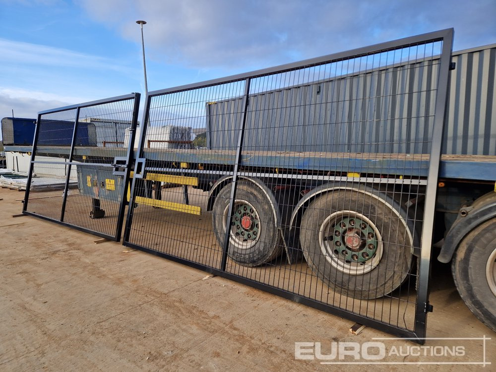4m x 2.3m Heavy Duty Galvanized Powder Coated Gate (2 of), 100mm x 100mm Post (2 of), Assembly Kit (Black) - Строительное оборудование: фото 1 4m x 2.3m Heavy Duty Galvanized Powder Coated Gate (2 of), 100mm x 100mm Post (2 of), Assembly Kit (Black) - Строительное оборудование: фото 1