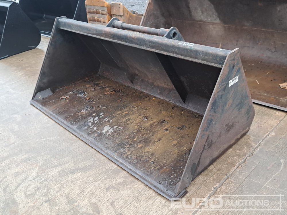 86" Slewtec Loading Bucket to suit Manitou Telehandler - Ковш: фото 1 86" Slewtec Loading Bucket to suit Manitou Telehandler - Ковш: фото 1