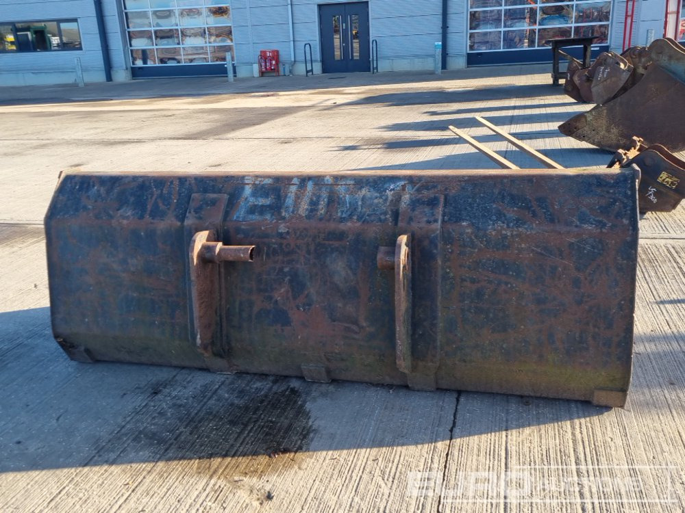 94" Loading Bucket to suit Manitou Telehandler - Ковш: фото 4 94" Loading Bucket to suit Manitou Telehandler - Ковш: фото 4