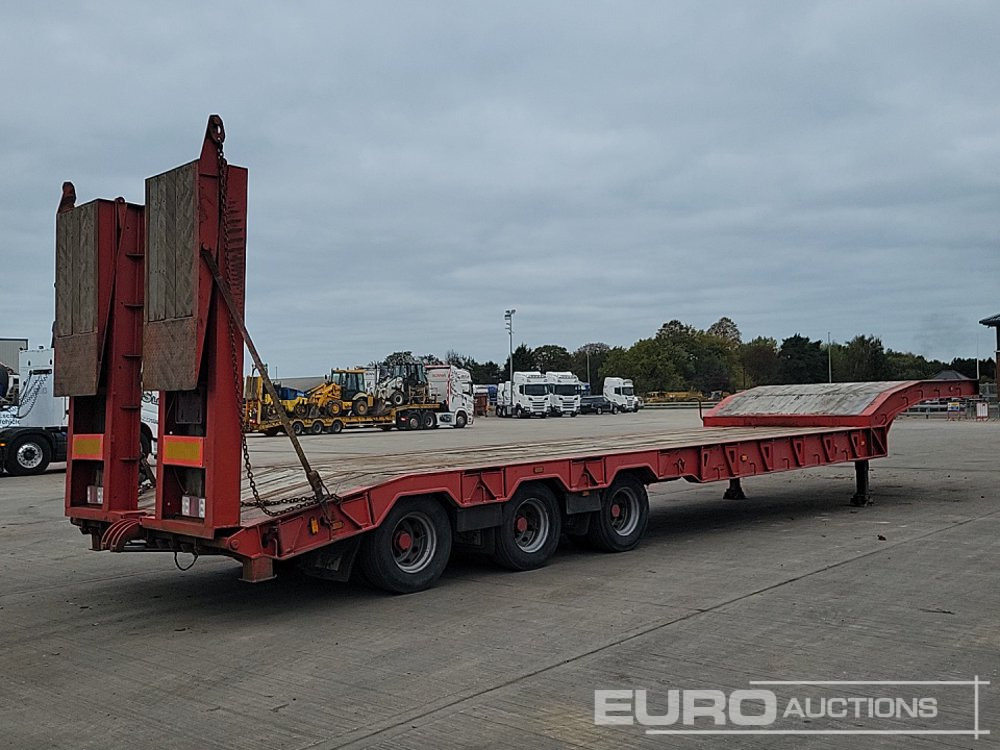 ARB Tri Axle Step Frame Low Loader Trailer, Out Riggers, Hydraulic Flip Toe Ramps - Низкорамный полуприцеп: фото 5 ARB Tri Axle Step Frame Low Loader Trailer, Out Riggers, Hydraulic Flip Toe Ramps - Низкорамный полуприцеп: фото 5