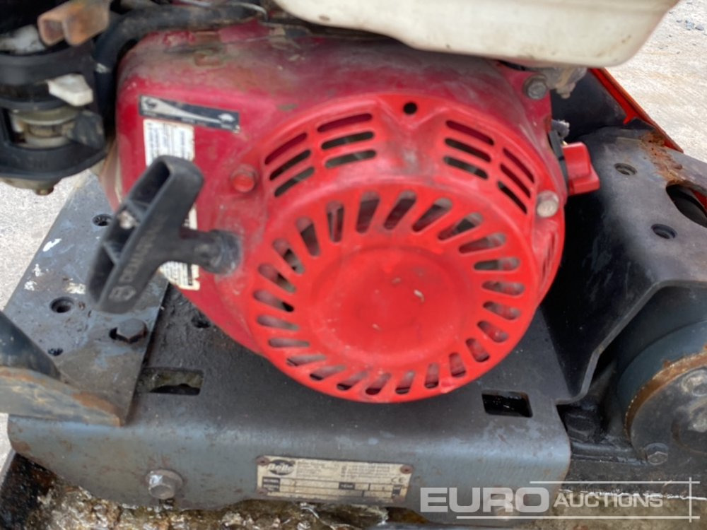 Belle Petrol Compaction Plate - Асфальтоукладочная техника: фото 5 Belle Petrol Compaction Plate - Асфальтоукладочная техника: фото 5