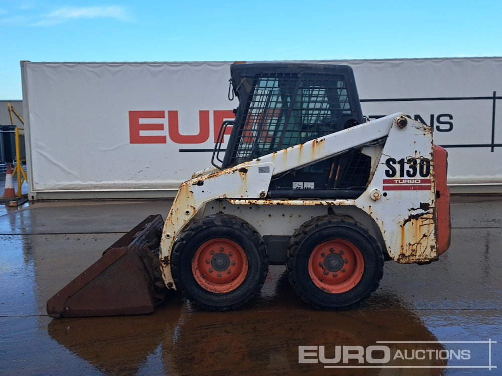 Bobcat S130 - Мини-погрузчик с бортовым поворотом: фото 2 Bobcat S130 - Мини-погрузчик с бортовым поворотом: фото 2