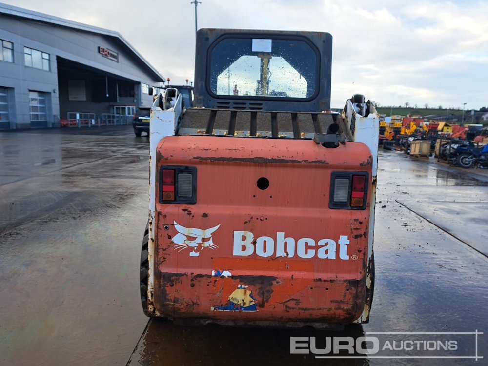 Bobcat S130 - Мини-погрузчик с бортовым поворотом: фото 4 Bobcat S130 - Мини-погрузчик с бортовым поворотом: фото 4