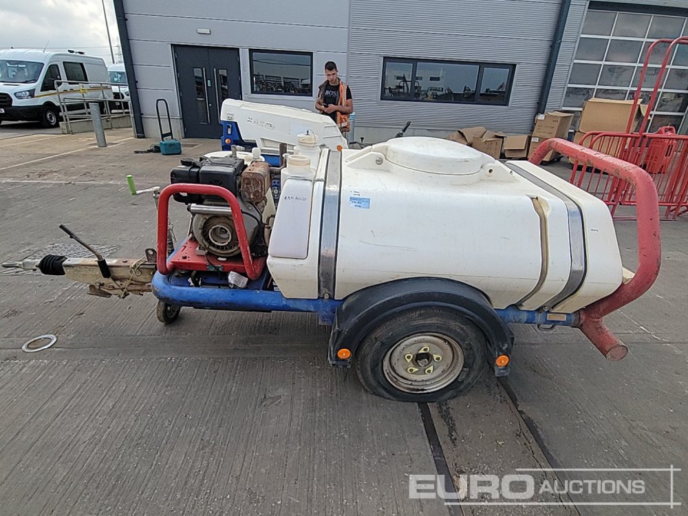 Brendon Bowsers Single Axle Plastic Water Bowser, Yanmar Pressure Washer - Мойка высокого давления: фото 2 Brendon Bowsers Single Axle Plastic Water Bowser, Yanmar Pressure Washer - Мойка высокого давления: фото 2