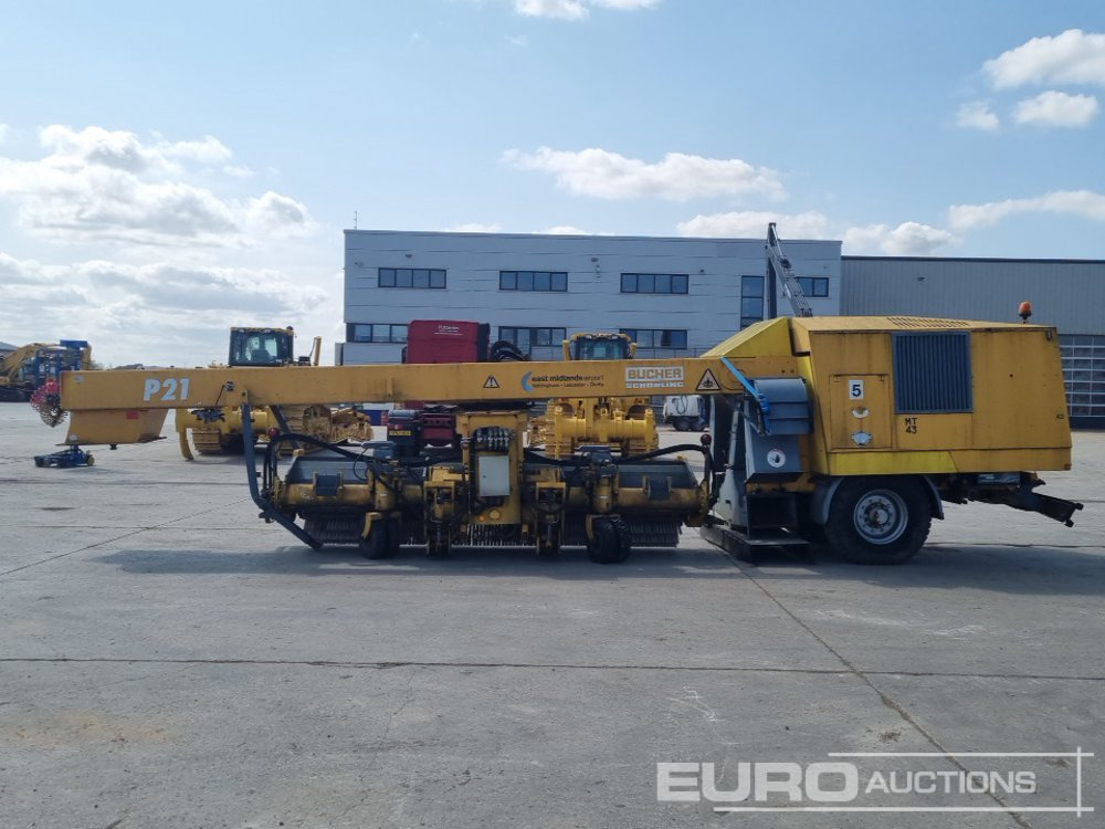 Bucher Schorling P21 Single Axle Runway Sweeper, Snow Clearing Brush, Snow Blower, Dryer - Роторный снегоочиститель: фото 2 Bucher Schorling P21 Single Axle Runway Sweeper, Snow Clearing Brush, Snow Blower, Dryer - Роторный снегоочиститель: фото 2