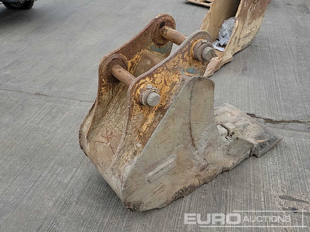 Case 24" Digging Bucket 65mm Pin to suit 13 Ton Excavator - Ковш: фото 5 Case 24" Digging Bucket 65mm Pin to suit 13 Ton Excavator - Ковш: фото 5