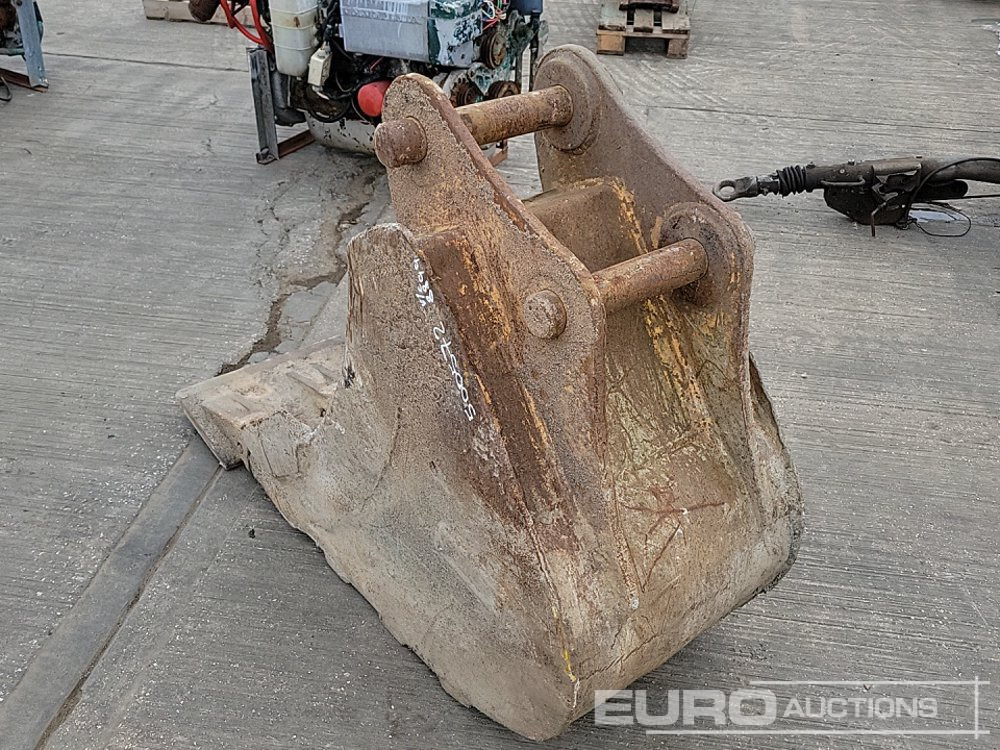Case 24" Digging Bucket 65mm Pin to suit 13 Ton Excavator - Ковш: фото 3 Case 24" Digging Bucket 65mm Pin to suit 13 Ton Excavator - Ковш: фото 3