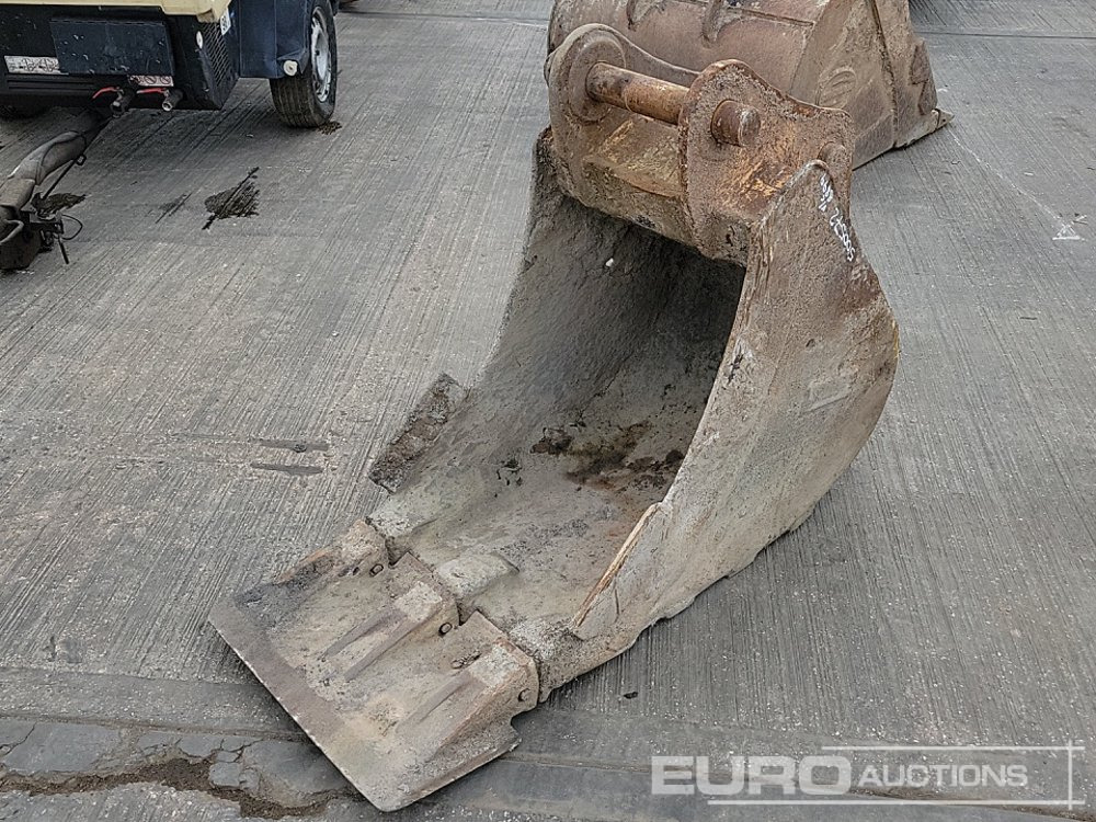 Case 24" Digging Bucket 65mm Pin to suit 13 Ton Excavator - Ковш: фото 1 Case 24" Digging Bucket 65mm Pin to suit 13 Ton Excavator - Ковш: фото 1