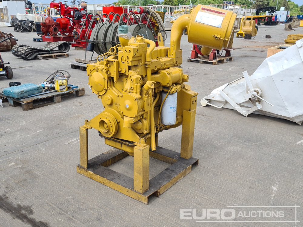 Caterpillar 4 Cylinder Engine - Двигатель: фото 1 Caterpillar 4 Cylinder Engine - Двигатель: фото 1