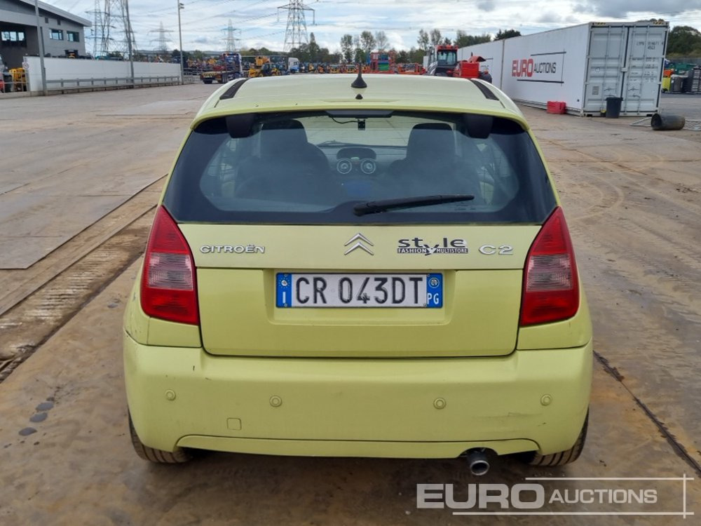 Citroen C2 - Легковой автомобиль: фото 4 Citroen C2 - Легковой автомобиль: фото 4