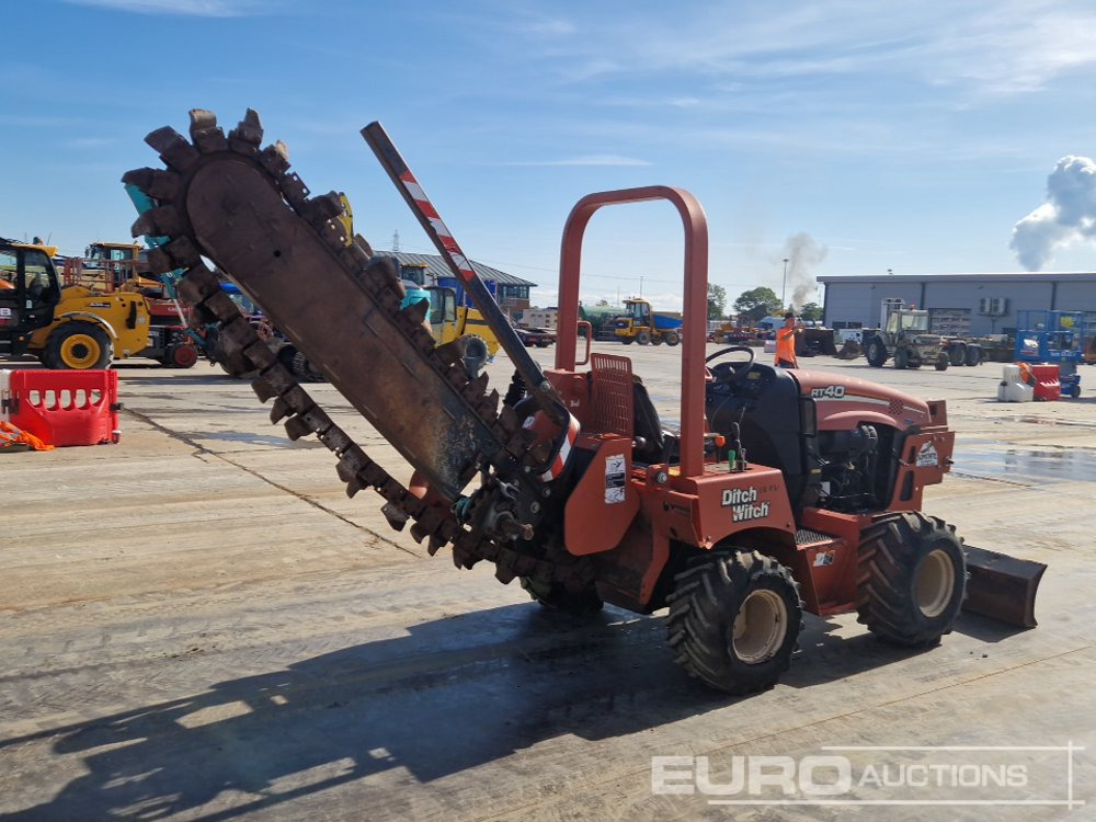 Ditch Witch RT40 - Траншеекопатель: фото 5 Ditch Witch RT40 - Траншеекопатель: фото 5
