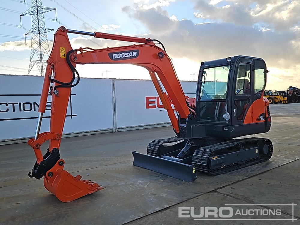 Doosan DX60 - Мини-экскаватор: фото 1 Doosan DX60 - Мини-экскаватор: фото 1