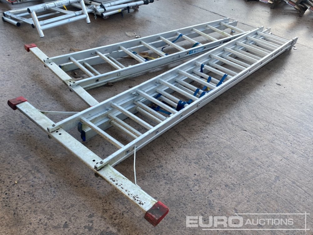 Double & Triple Extension Ladder (2 of) - Строительное оборудование: фото 3 Double & Triple Extension Ladder (2 of) - Строительное оборудование: фото 3