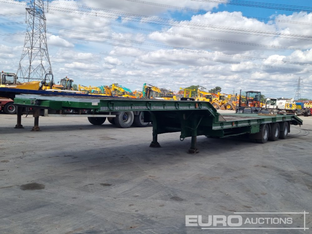 General Trailers Tri Axle Step Frame Low Loader Trailer - Низкорамный полуприцеп: фото 1 General Trailers Tri Axle Step Frame Low Loader Trailer - Низкорамный полуприцеп: фото 1