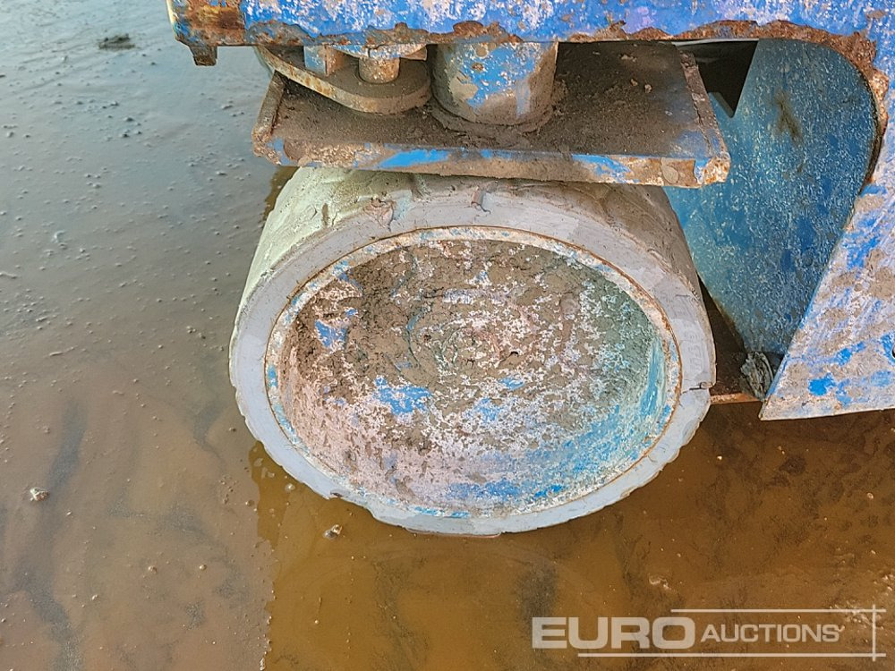 Ножничный подъемник Genie GS2632: фото 9 Ножничный подъемник Genie GS2632: фото 9