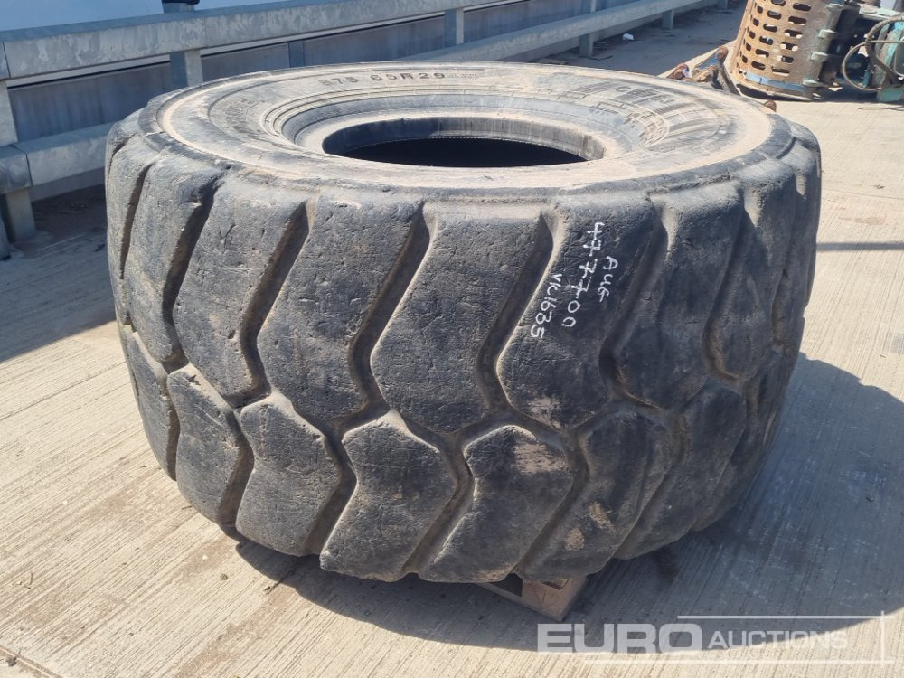 Goodride 875/65R29 Tyre (1 of), Solideal 29.5R25 Tyre (1 of) - Шина: фото 1 Goodride 875/65R29 Tyre (1 of), Solideal 29.5R25 Tyre (1 of) - Шина: фото 1